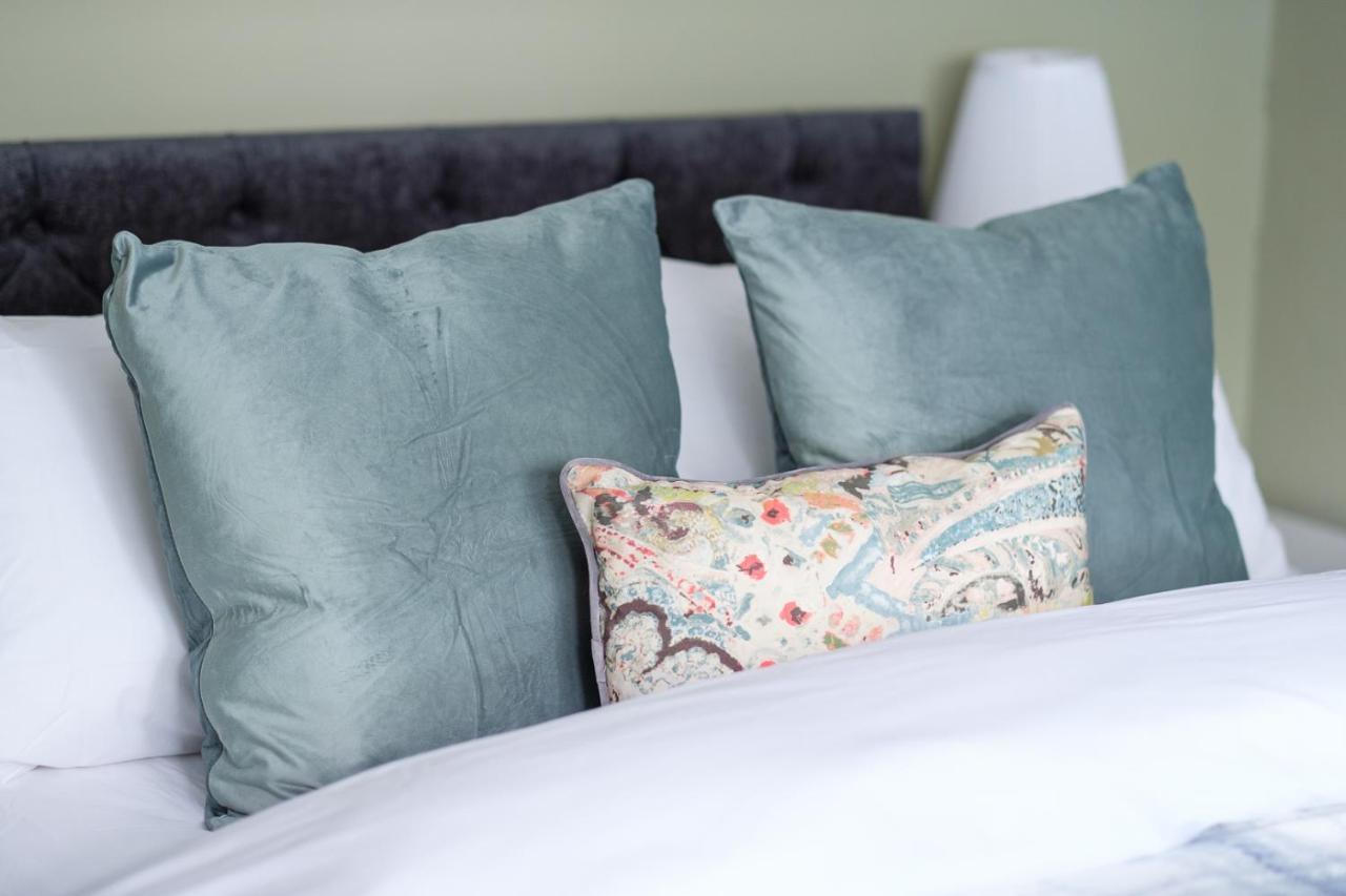 Dickens Suite- Cozy Suite 15Min Close To Gatwick Crawley  Eksteriør bilde
